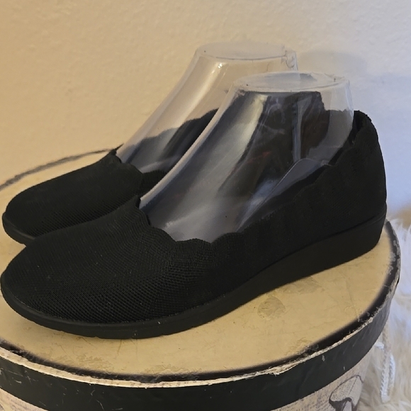Black Slip-On Loafers with Textured Fabric - Picture 1 of 9